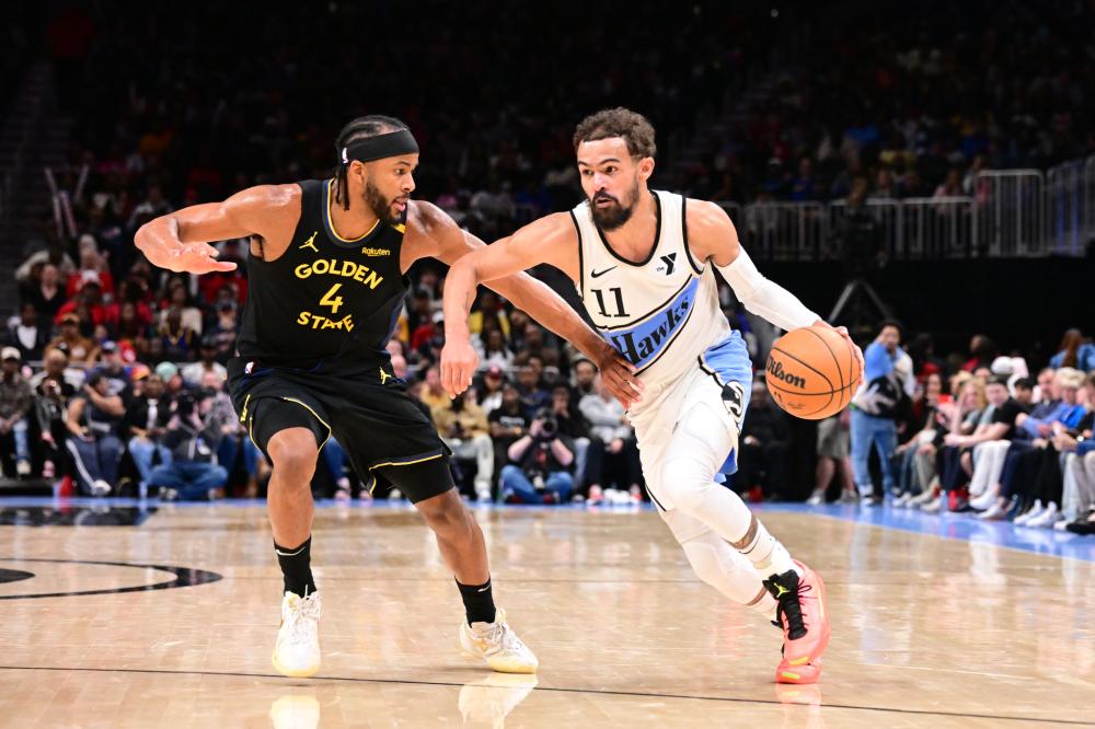 表现更是引 表现更是引