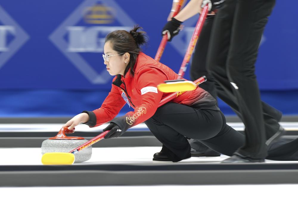 间依旧保持 间依旧保持